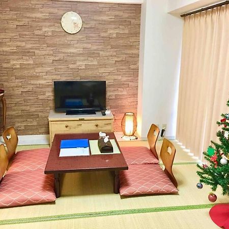 大阪黒門日式民宿 徒歩:黒門市場4分，南海難波駅8分，地下鉄日本橋駅8分，でんでんタウン5分の好立地 Bagian luar foto